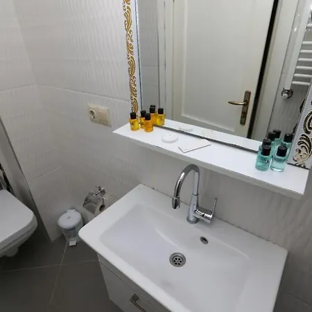 Luxurious For Tourist Rent *